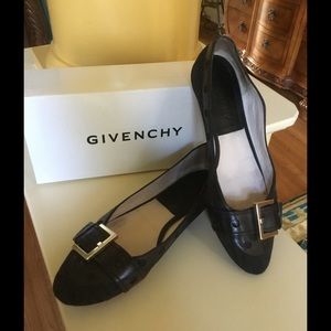 Givenchy Black Flats